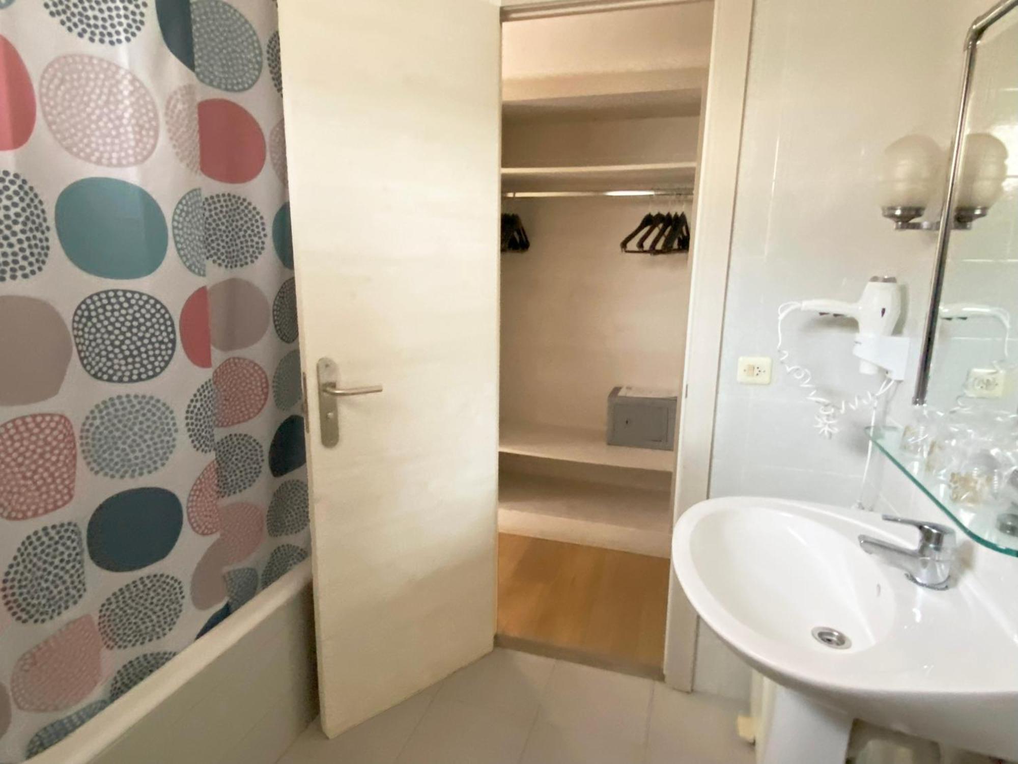 Hotel Medium Montecarlo Palafrugell Szoba fotó